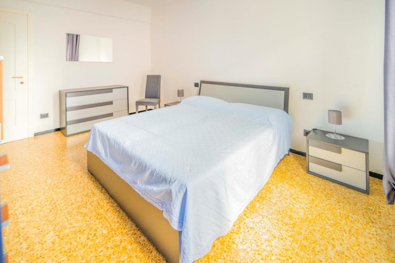 193 - Casa Via Della Chiusa - Centralissimo E Vicino Alla Baia Del Silenzio, Spiaggia E Mare 150M - Parcheggio Gratis Incluso E Aria Condizionata Sestri Levante Exterior foto